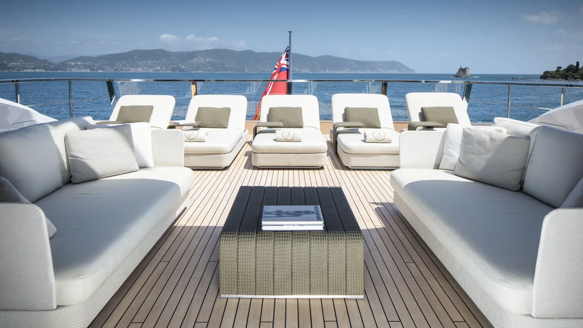 SEVEN SINS - photo 5 yacht charter Mykonos