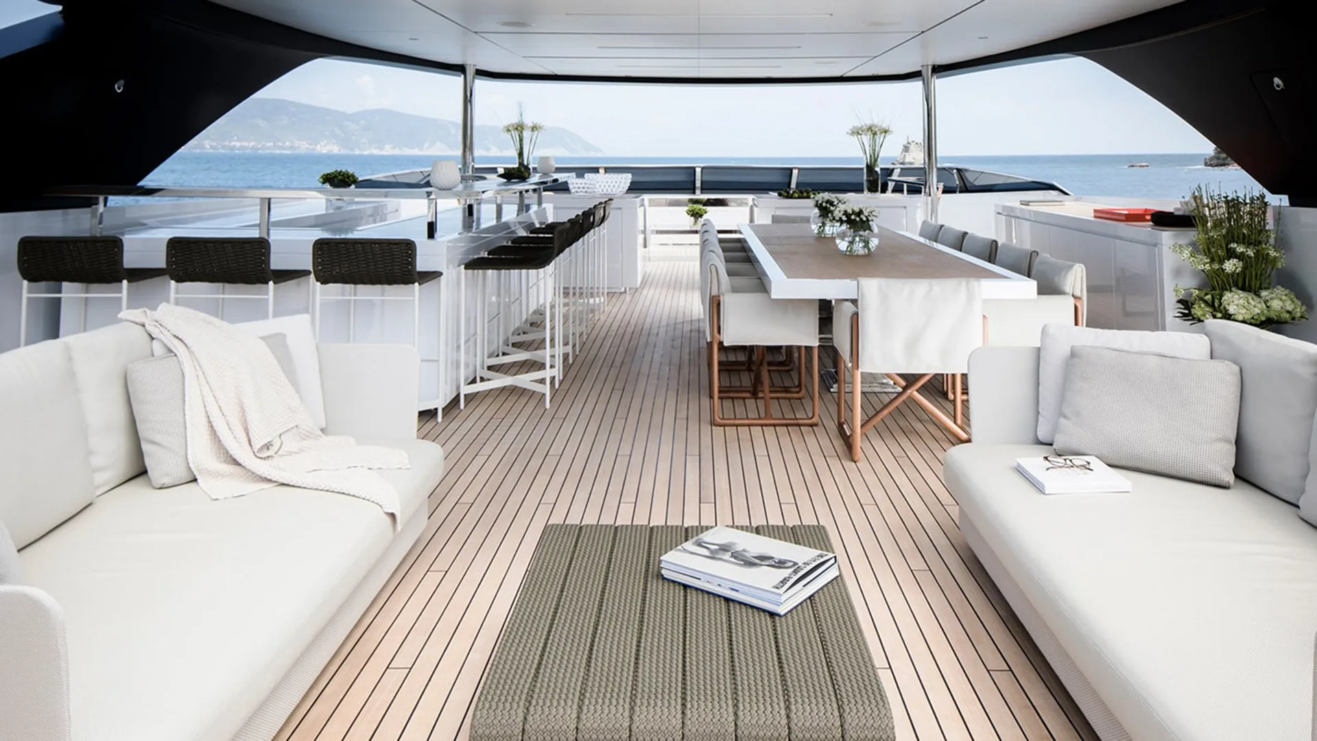 SEVEN SINS - photo 7 yacht charter Mykonos