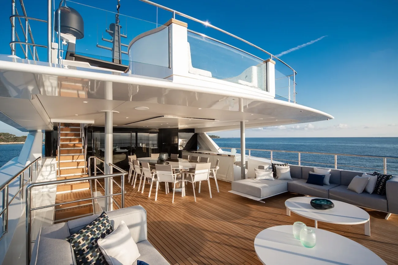SILVER FOX - photo 12 yacht charter Mykonos