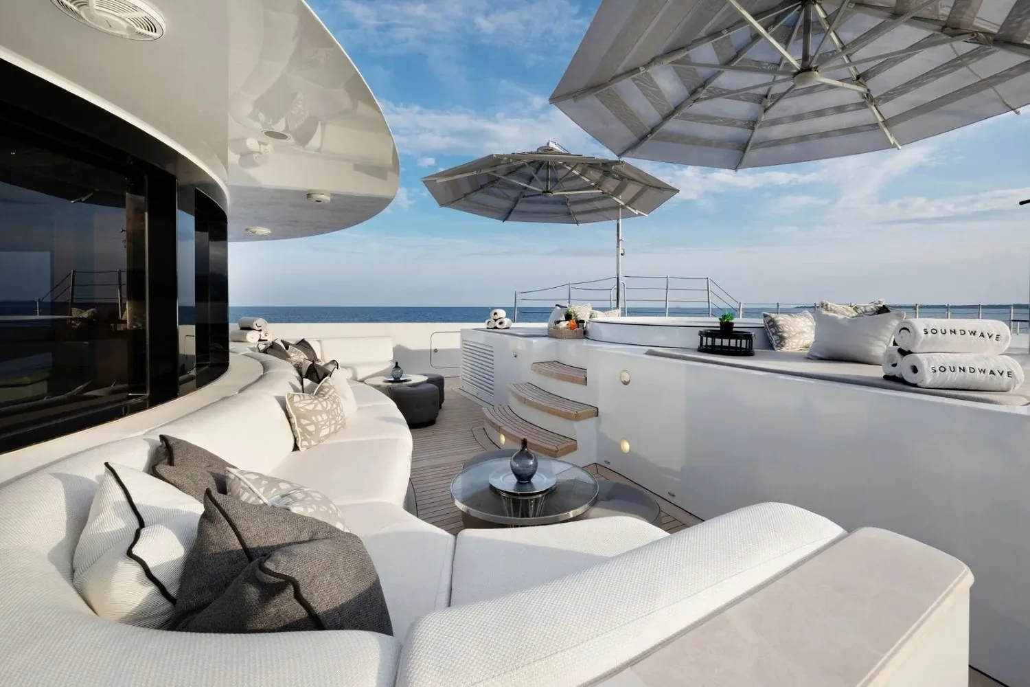 SOUNDWAVE - photo 27 yacht charter Mykonos