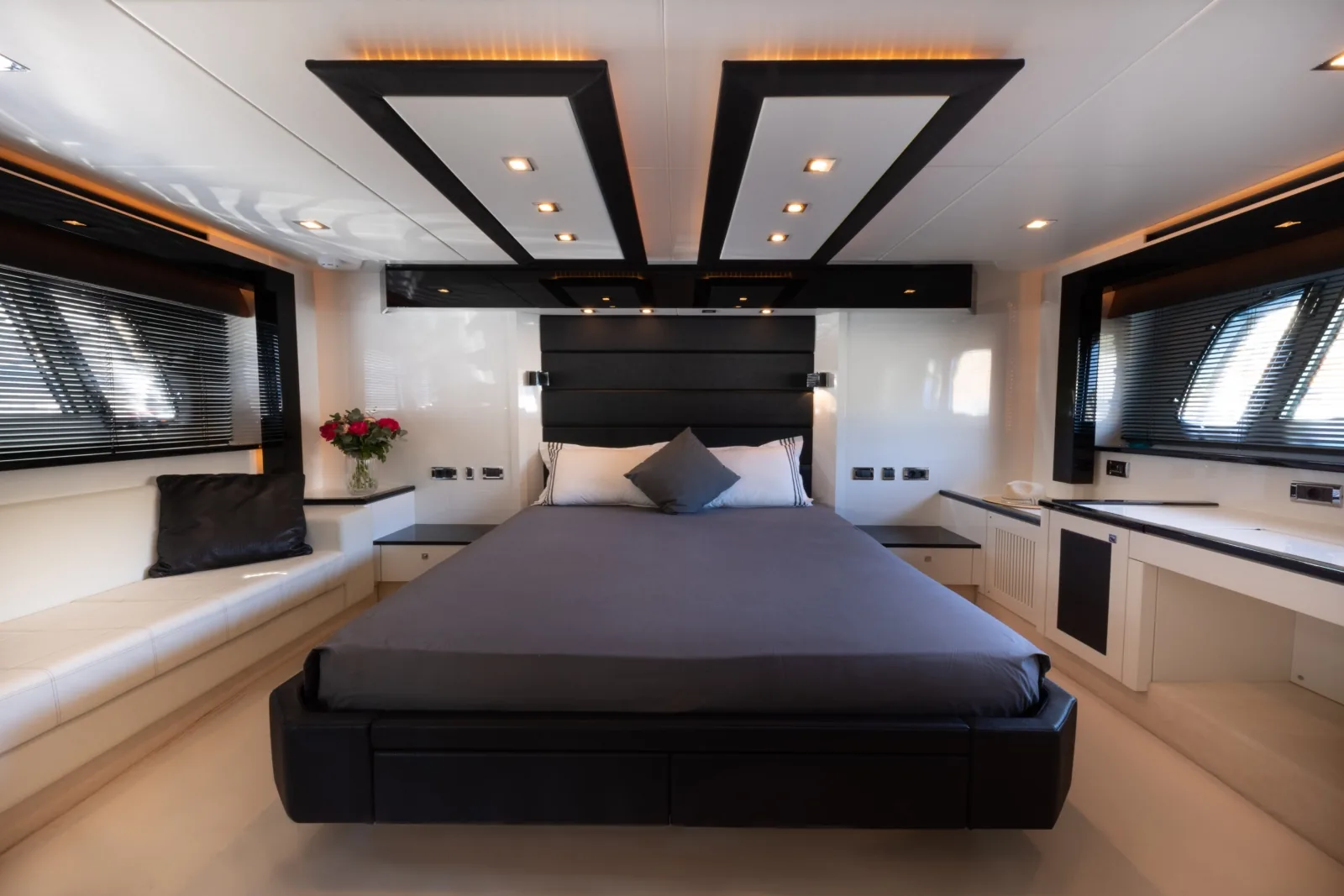 STAR OF SEVEN SEAS - photo 13 yacht charter Mykonos