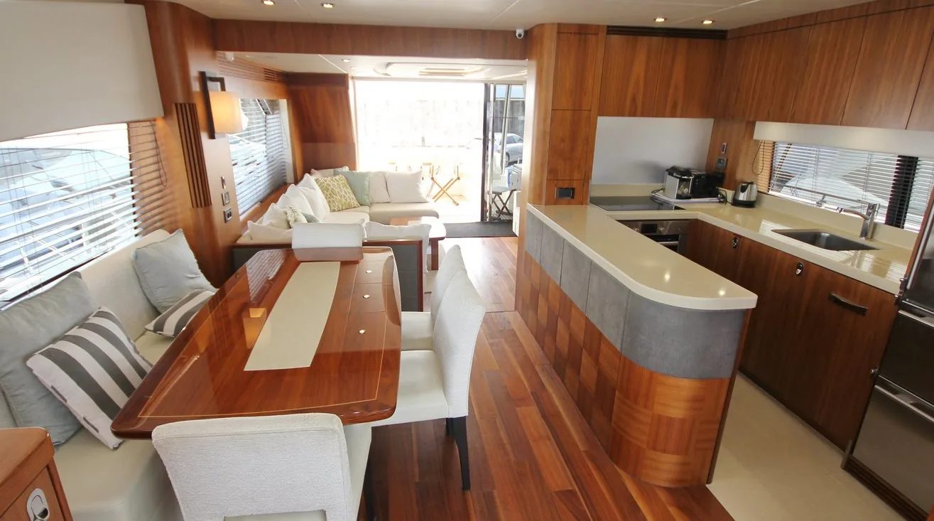 SUNSEEKER 75 - photo 9 yacht charter Mykonos