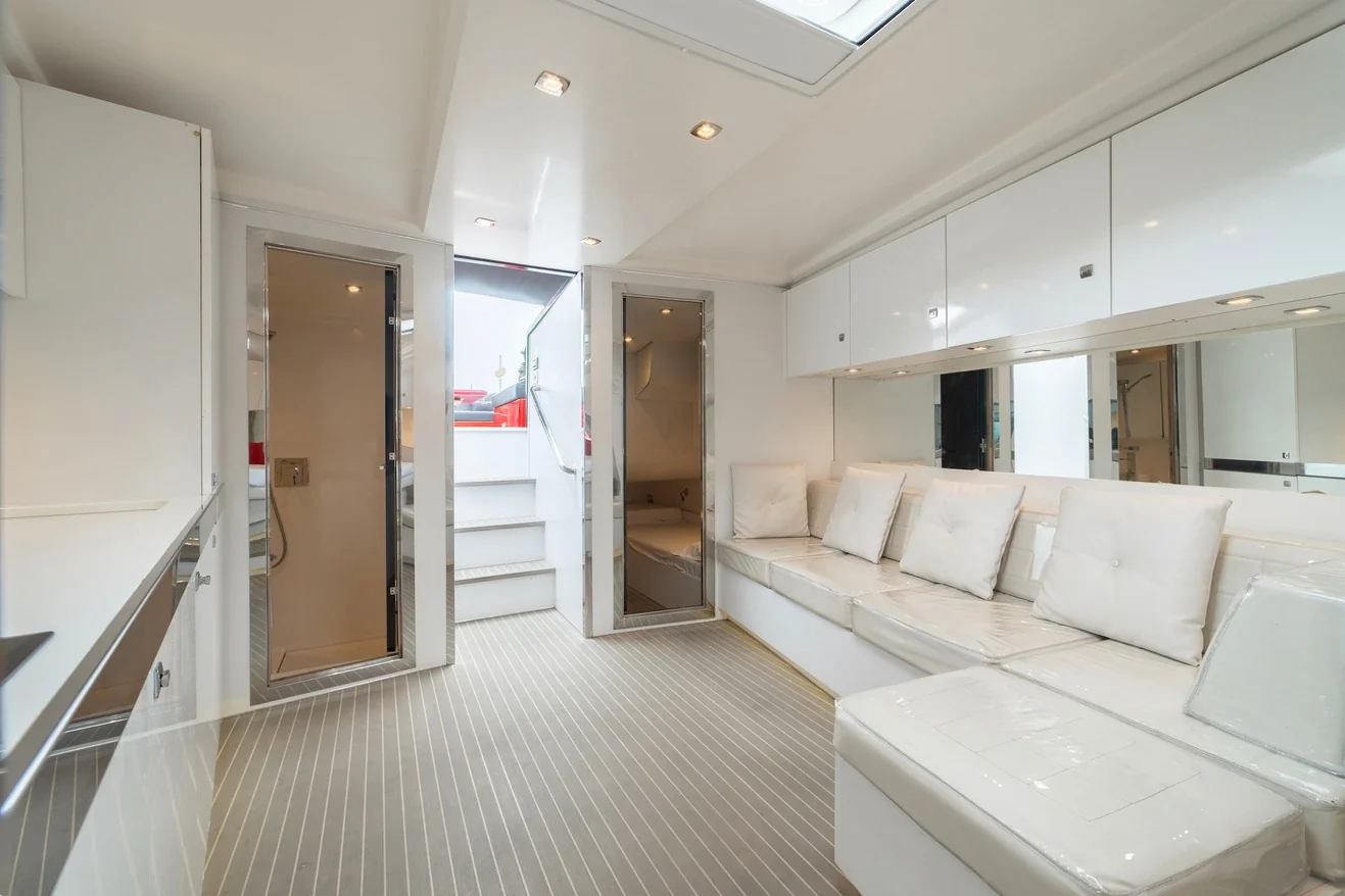 VanDutch 55 - photo 11 yacht charter Mykonos