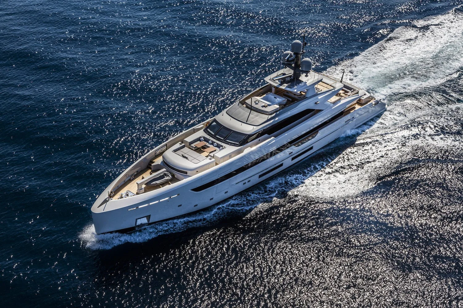 VERTIGE - photo 1 yacht charter Mykonos