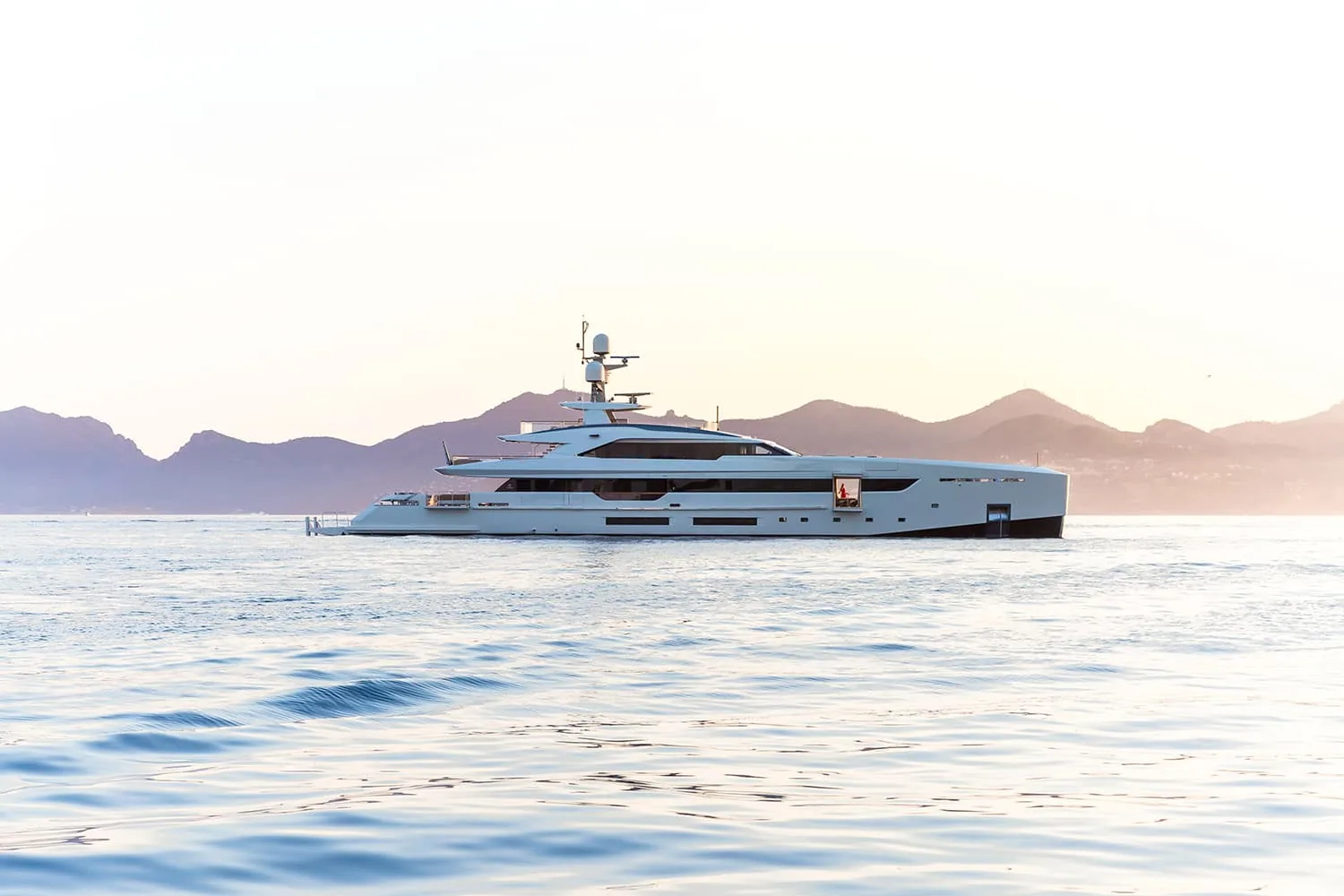 VERTIGE - photo 14 yacht charter Mykonos