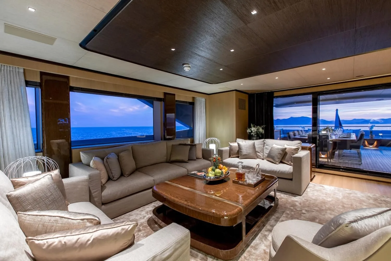 VERTIGE - photo 32 yacht charter Mykonos