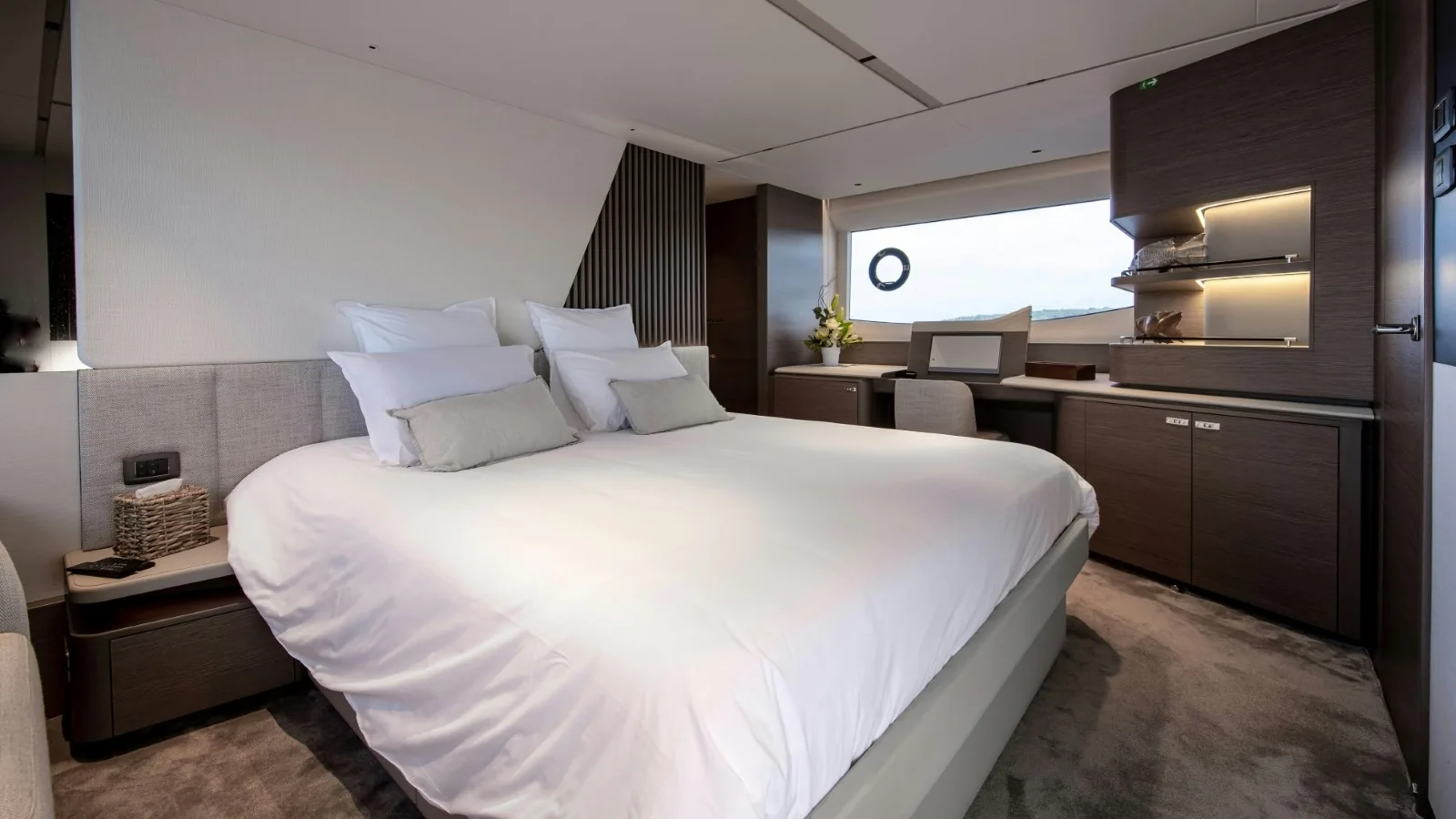 WILJIM V - photo 15 yacht charter Mykonos